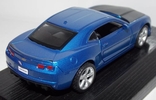 1:43 Автопром Chevrolet Camaro SS на подставке, фото №5