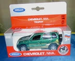 Нива Chevrolet 1:43, фото №2