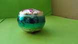 Елочная игрушка СССР шар плоский цветок рельефный рисунок к13, фото №5