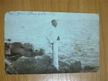 Мужчина на фоне моря дотирована 1913, Оригинал. не репринт. прошла почту, фото №5