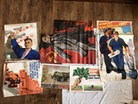 Кучка фрагментов старых плакатов СССР, фото №2