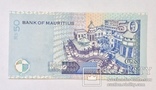 Современный Маврикий 50 рупий 2009г., фото №3