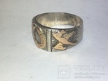 Серебрянное кольцо с золотой подковой и лошадями., фото №6