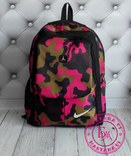 Яркий камуфляжный рюкзак Nike розовый, фото №2