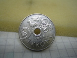 1998 Норвегия. 1 крона. С дыркой, фото №2
