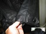 Большая женская кожаная куртка. Германия. Лот 235, фото №5