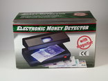 Электронный детектор для проверки денежных купюр., фото №9