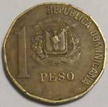 Доминиканская республика 1 песо 1992, фото №3