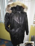 Оригинальная женская кожаная куртка с капюшеном YESSICA.54-56. Лот 338, фото №2