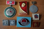 ВДНХ  СССР - 6 значков и 2 медальки СССР, фото №2