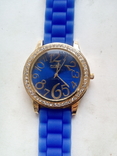 Часы наручные с камнями + силиконовый браслет,тяжелые, фото №2