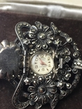 Серебряная брошка-часы с камнями, фото №5