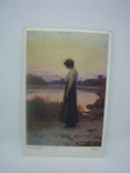 Открытка Девушка читает книгу возле озера, фото №2