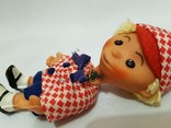 С петелькой редкая куколка мальчик ГДР . 12 см. Германия , одежда родная , петелька, фото №9