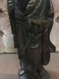 Большая статуэтка китайца-рыбака из сандалового дерева, фото №8