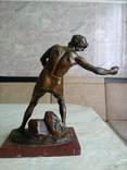 Бронзовая статуэтка Ганса Мюллера, фото №3