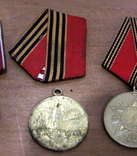 Лот юбилейных медалей СССР.4 шт+ знак+ За труд, фото №4