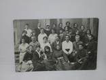 1923 Групповое фото. Открыточный формат, фото №2