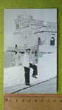 Военный на фоне Ласточкиного гнезда Ялта, фото №5