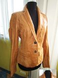 Стильная женская кожаная куртка- пиджак RENE LEZARD. Франция. Лот 470, фото №3
