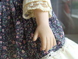 Кукла фарфоровая германнская колекционна номерная №А0330 Промеланд Беатрич раз. 42х15см., фото №5