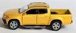 1:38 Kinsmart Mercedes-Benz X-Class, фото №3