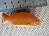 Цеелулоидная рыба с клеймом ХК, фото №2