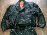 Кожаный мотокомплект (куртка ,штаны ,футболки), фото №3
