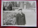 Мальчик возле фонтана у памятника Ленину (Николаев), photo number 2