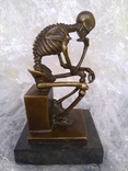Статуэтка бронзовая "Забытый мыслитель". Бронза,Франция, фото №5