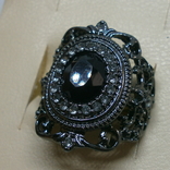Кольцо с черной вставкой. новое, фото №2