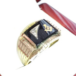 Мужское золотое кольцо с масонской символикой и бриллиантом, фото №2