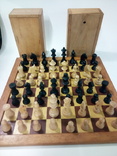 Доска двух сторон и два набора шахмат, фото №2