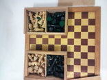 Доска двух сторон и два набора шахмат, фото №7