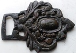 Старинная бронзовая поясная пряжка XVlll-й век ( в патине )., фото №3