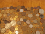 Большая коллекция разных монет, фото №5