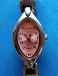 Часы женские "Gucci" кварц на ходу Имитация, фото №3