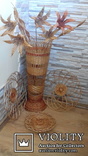 Большая ваза с цветами и панно плетеные из лозы, фото №5