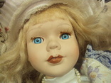Фарфоровая кукла девочка с сумкой, фото №6