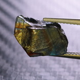Прозрачный и чистый кристалл сапфира с сильнейшим астеризмом 7.30ст 13х8х5мм не грет, фото №2