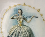 Настінна тарілка,,Балерина з скрипкою”.Hutschenreuther / Німеччина, photo number 3