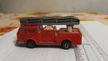 Пожарная машина (1/100) Majorette Diecast Model No 207 Pompier Fire Truck Car Vintage, фото №3