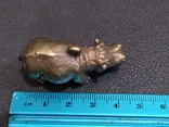 Бегемот симпотичный брелок коллекционная миниатюра бронза, фото №5