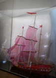 Кораблик, корабль декоративный в прозрачном футляре, фото №2