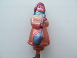 Елочная игрушка девочка с лопатой, фото №7