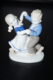 Фарфоровая статуэтка Wagner &amp; Apel "Мальчик с девочкой танцуют", фото №12