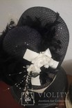 Чёрная шляпка с перьями, фото №10