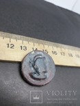 Большая античная монета или жетон, фото №3