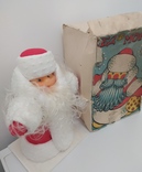 Дед Мороз с коробкой УССР, фото №5