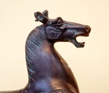 Статуя: Кінь на соколі. Стиль дінастії Хань, фото №3